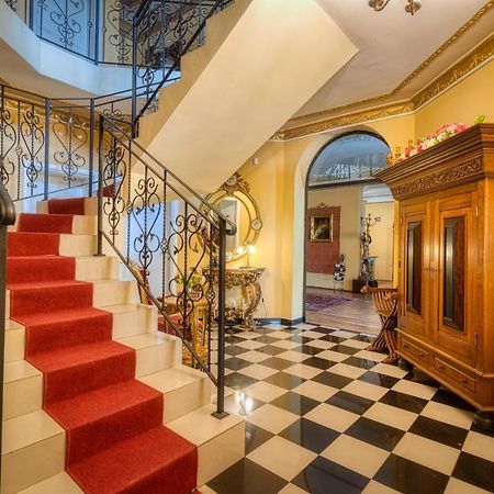 Vila Rococo Belgrado Buitenkant foto