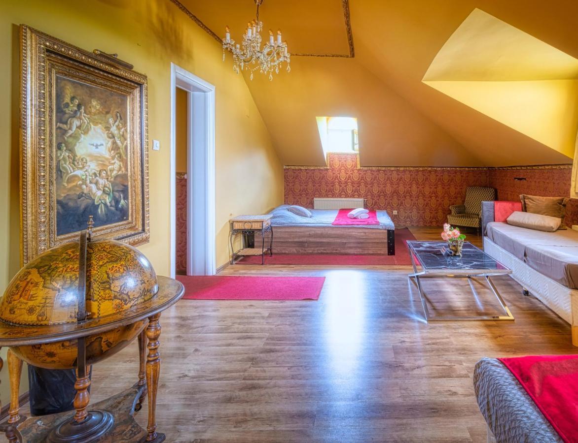 Vila Rococo Belgrado Buitenkant foto
