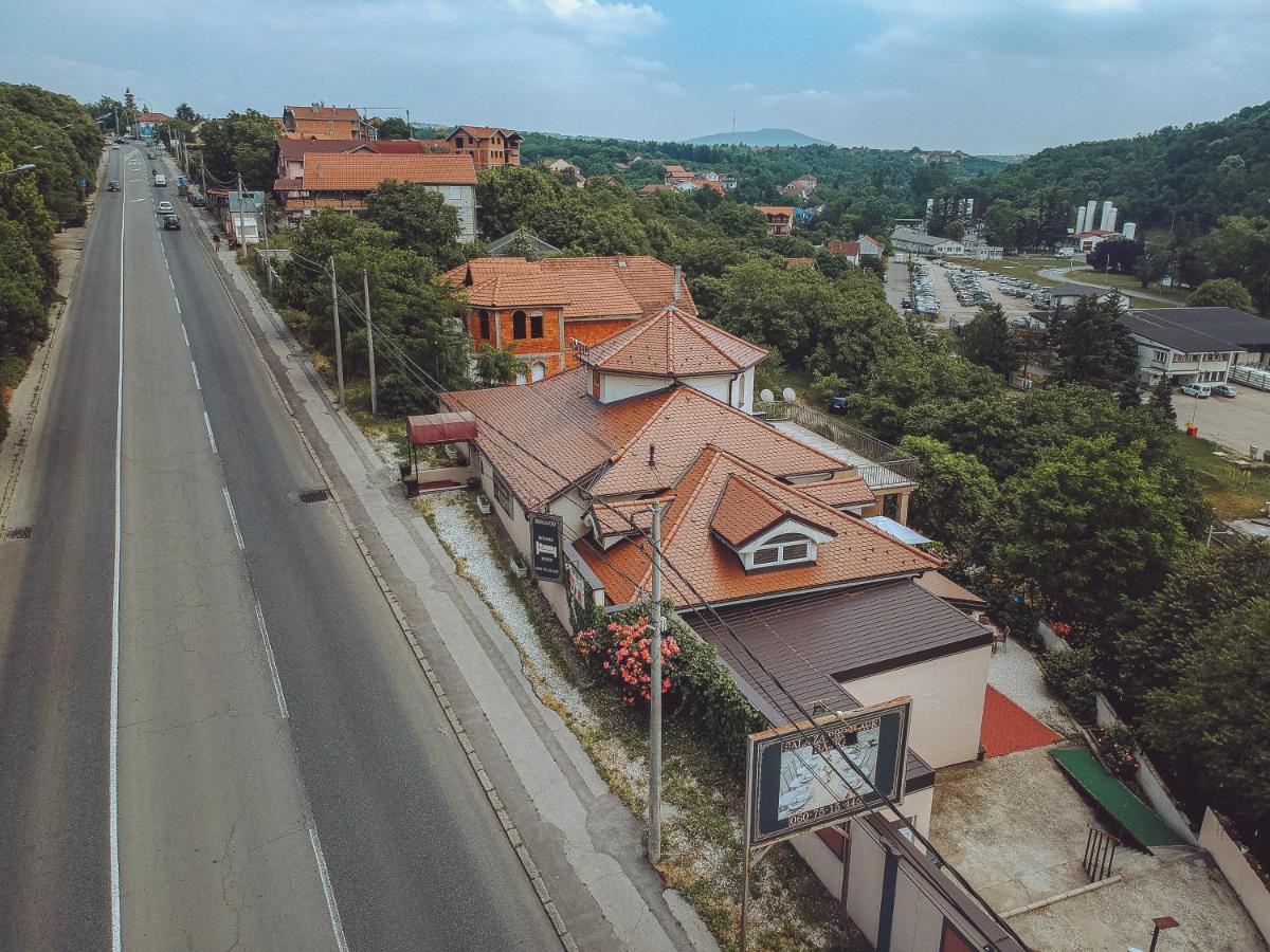 Vila Rococo Belgrado Buitenkant foto