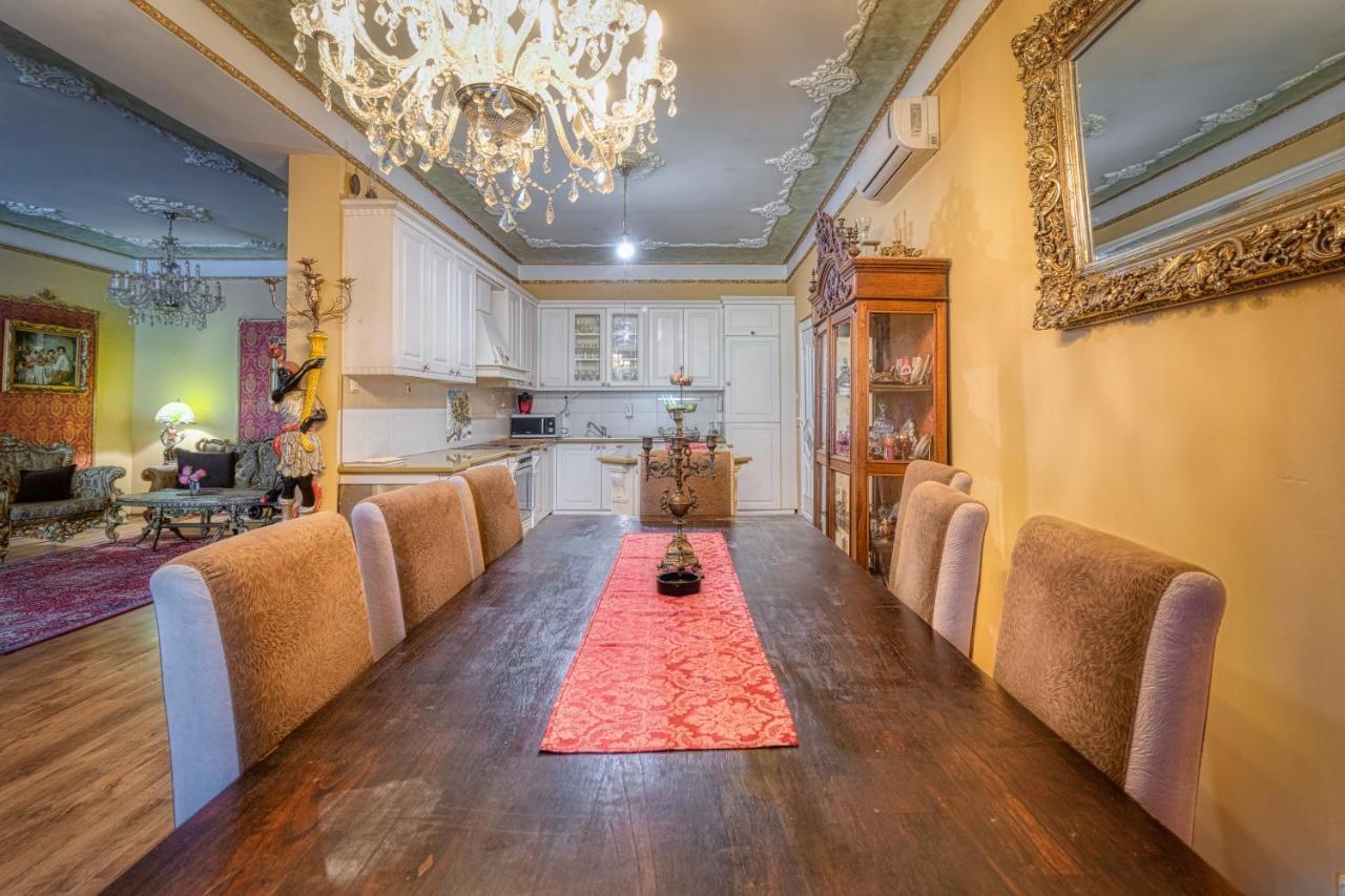 Vila Rococo Belgrado Buitenkant foto