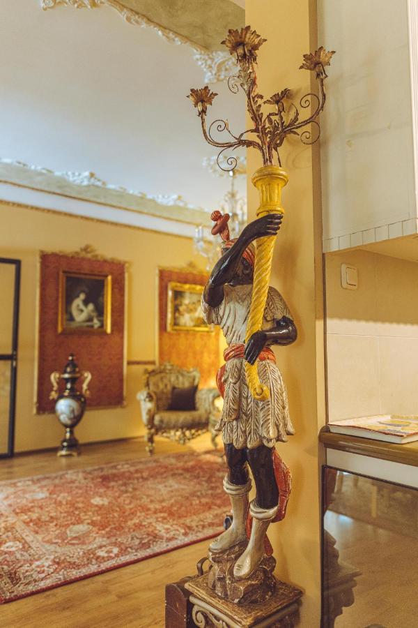Vila Rococo Belgrado Buitenkant foto