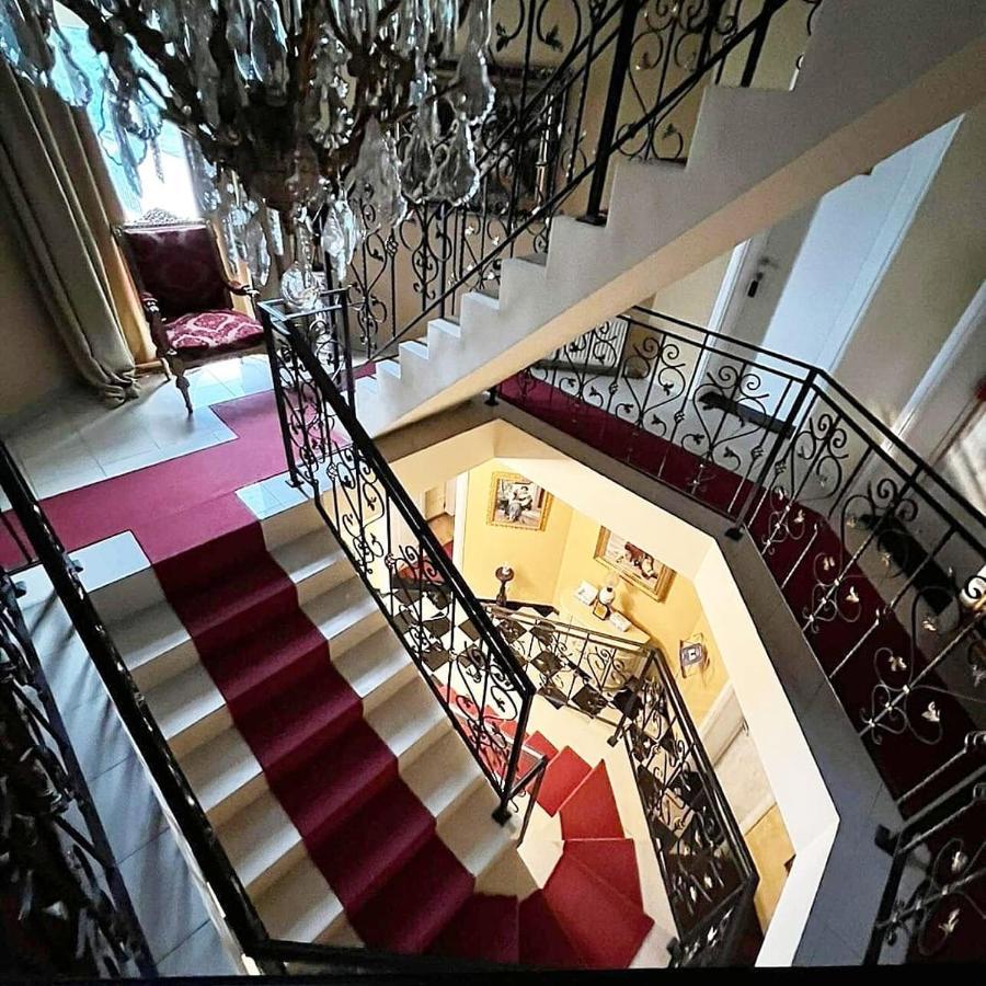 Vila Rococo Belgrado Buitenkant foto